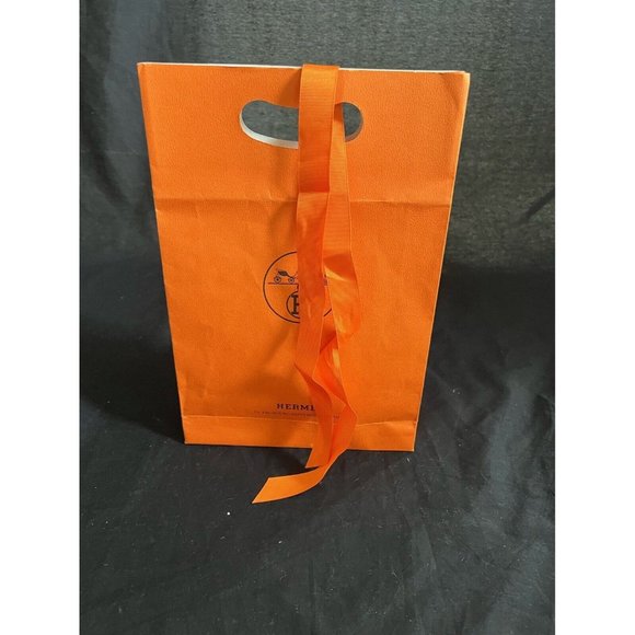 Hermes Paper Reusable Shopping Bag Gift Orange 12" x 8 " x 2.5" - Picture 4 of 9